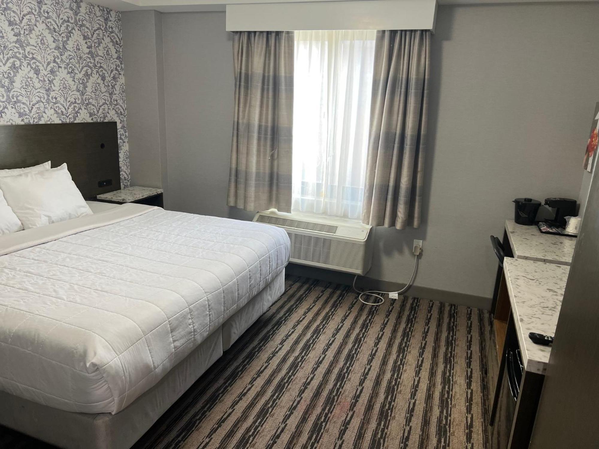 The Essence Hotel At Jfk Nova Iorque Exterior foto